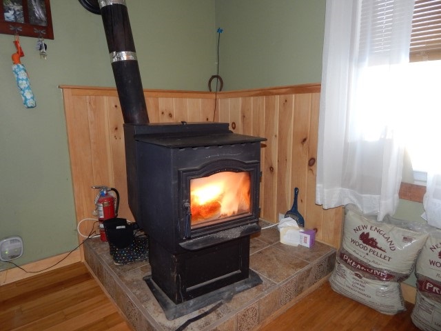 667 Rhododendron Road Fitzwilliam, NH 03447 - Photo 6 of 27