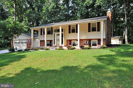 684 Dill Road Severna Park, MD 21146 - Photo 1 of 28 Exterior (Front)