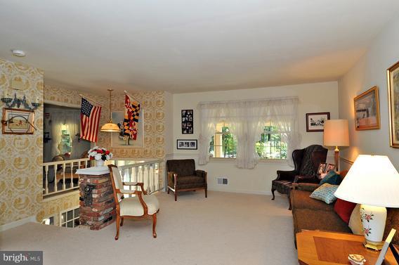 684 Dill Road Severna Park, MD 21146 - Photo 18 of 28 Living Room
