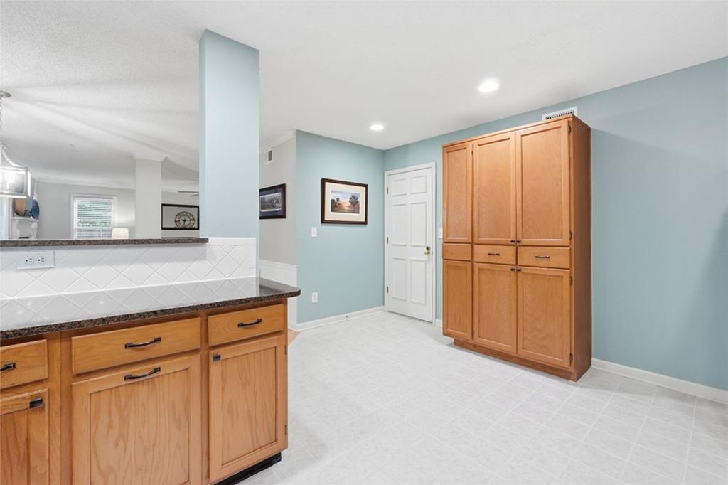 872 Wheatfields Court Decatur, GA 30030 - Photo 15 of 36 Gallery Image 15