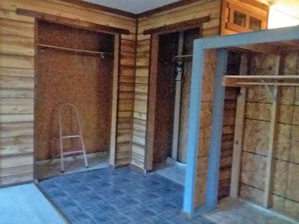 219 North Daysville Road Oregon, IL 61061 - Photo 10 of 23 a view of front door