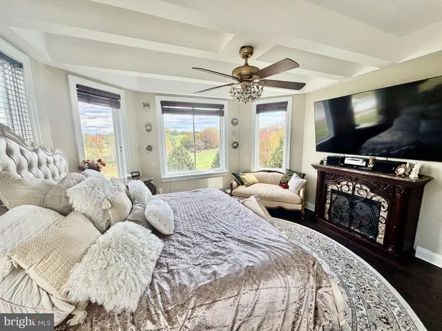 $1,299,000 | 10035 Pebble Beach Terrace, Ijamsville, MD 21754