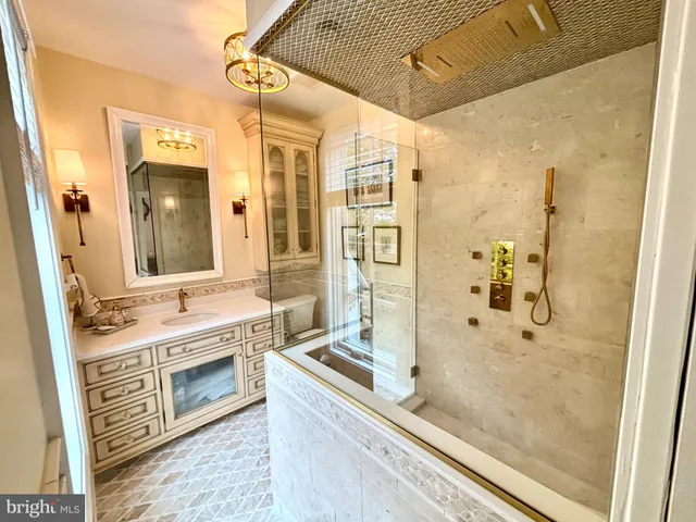 $1,299,000 | 10035 Pebble Beach Terrace, Ijamsville, MD 21754