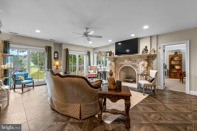 $1,299,000 | 10035 Pebble Beach Terrace, Ijamsville, MD 21754
