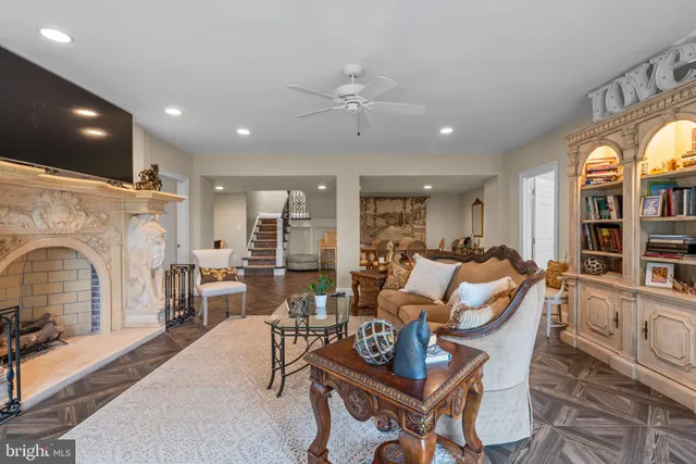 $1,299,000 | 10035 Pebble Beach Terrace, Ijamsville, MD 21754