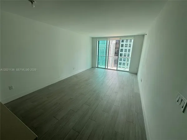 $3,200 | 500 Brickell Avenue, Unit 3204, Miami, FL 33131
