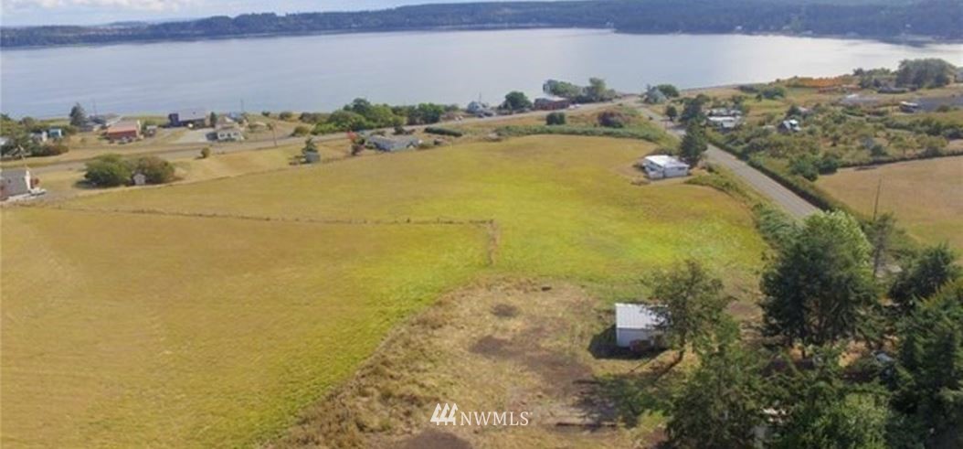 774 Power Road Coupeville, WA 98239 - Photo 4 of 10 Gallery Image 4