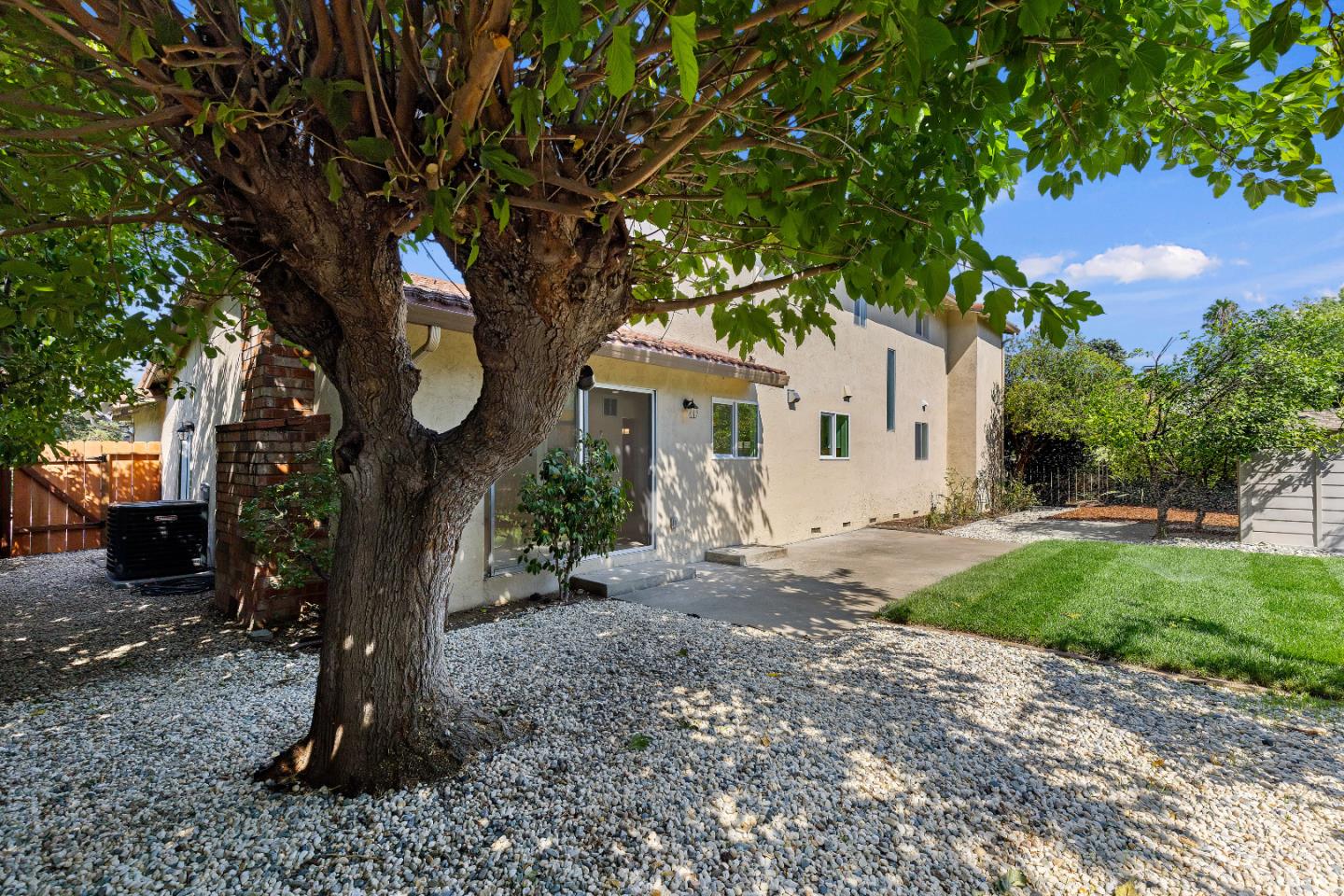 1238 Steven Drive Pittsburg, CA 94565 - Photo 36 of 39 a front view of a house with a tree