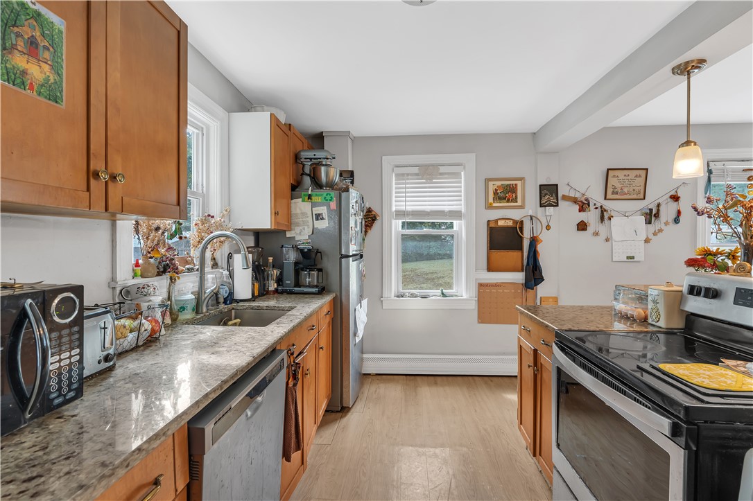 33 Pine Road Glocester, RI 02814 - Photo 13 of 27