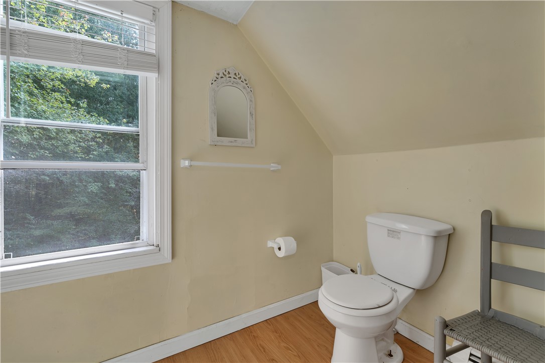 33 Pine Road Glocester, RI 02814 - Photo 17 of 27