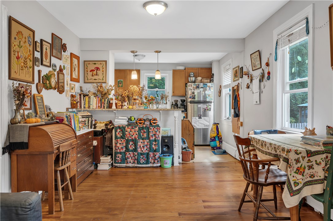 33 Pine Road Glocester, RI 02814 - Photo 4 of 27