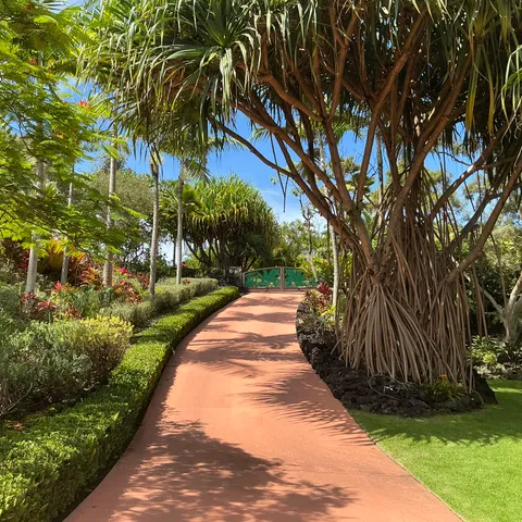 $4,698,000 | 76-863 North Pakalakala Place, Kailua-Kona, HI 96740