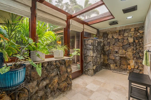 $4,698,000 | 76-863 North Pakalakala Place, Kailua-Kona, HI 96740