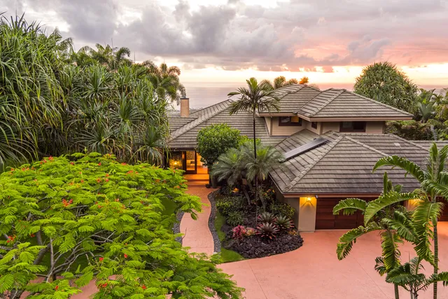 $4,698,000 | 76-863 North Pakalakala Place, Kailua-Kona, HI 96740