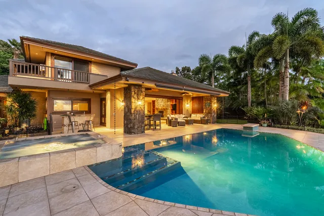 $4,698,000 | 76-863 North Pakalakala Place, Kailua-Kona, HI 96740