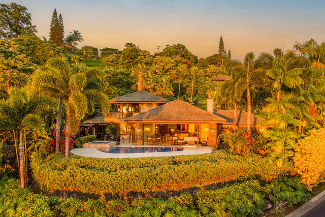 $4,698,000 | 76-863 North Pakalakala Place, Kailua-Kona, HI 96740