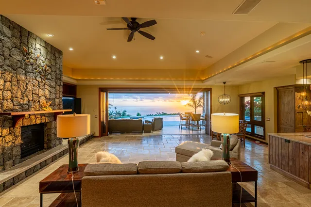 $4,698,000 | 76-863 North Pakalakala Place, Kailua-Kona, HI 96740