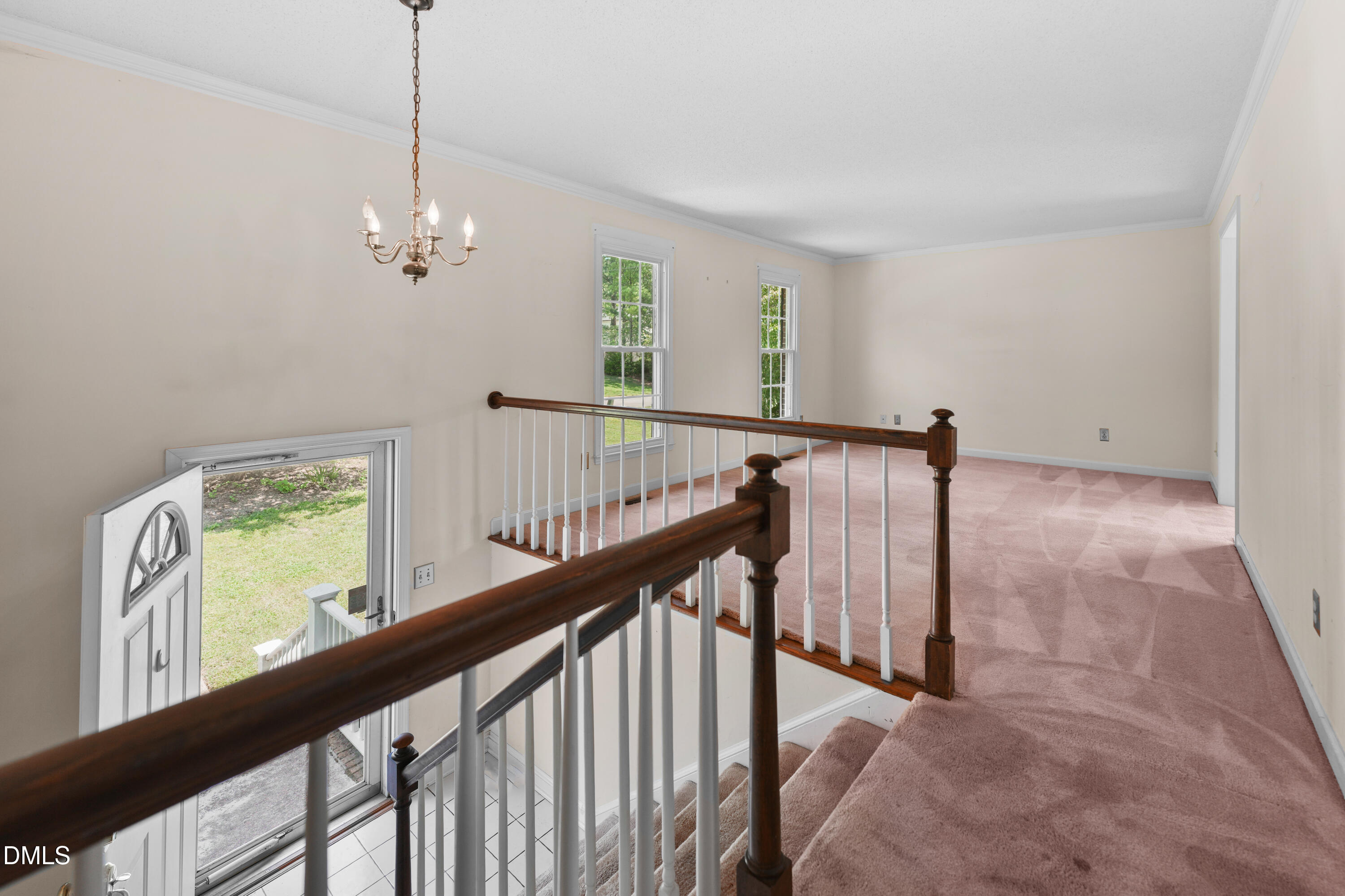 3307 Roundtree Court Raleigh, NC 27607 - Photo 21 of 27 Hall