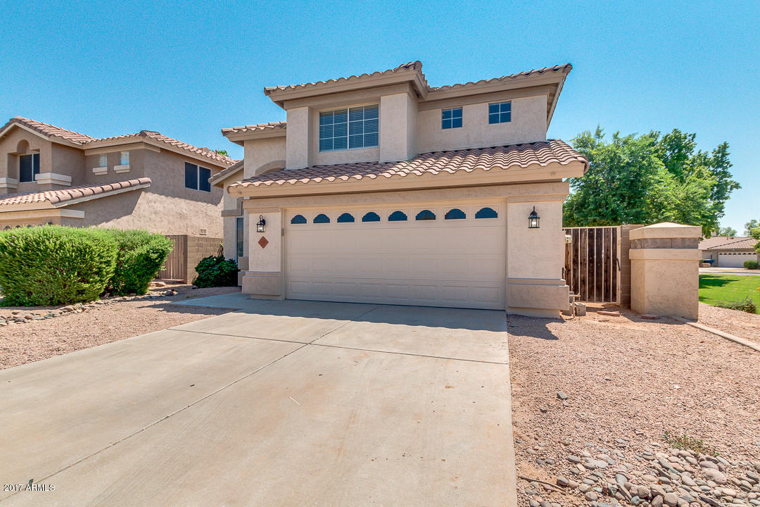 527 West Encinas Street Gilbert, AZ 85233 - Photo 3 of 30 03-Encinas