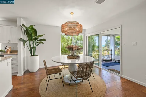 $948,500 | 274 James Court, Benicia, CA 94510