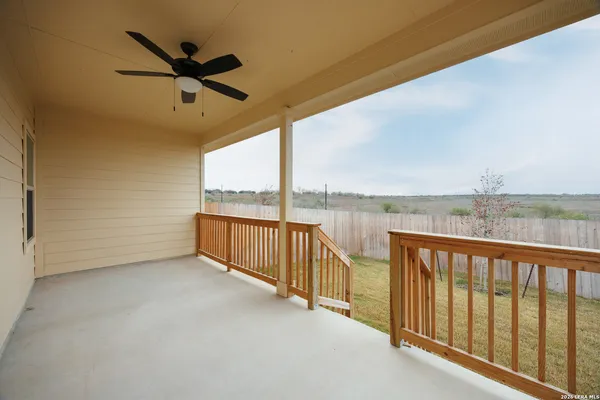 $1,600 | 352 Emma Drive, New Braunfels, TX 78130