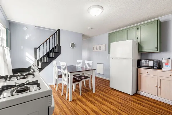 $2,550,000 | 141-143 Atlantic Avenue, Salisbury, MA 01952