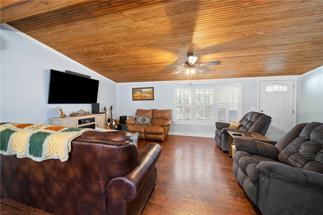 2136 Judge Brown Road Valley, AL 36854 - Photo 5 of 29 Gallery Image 5