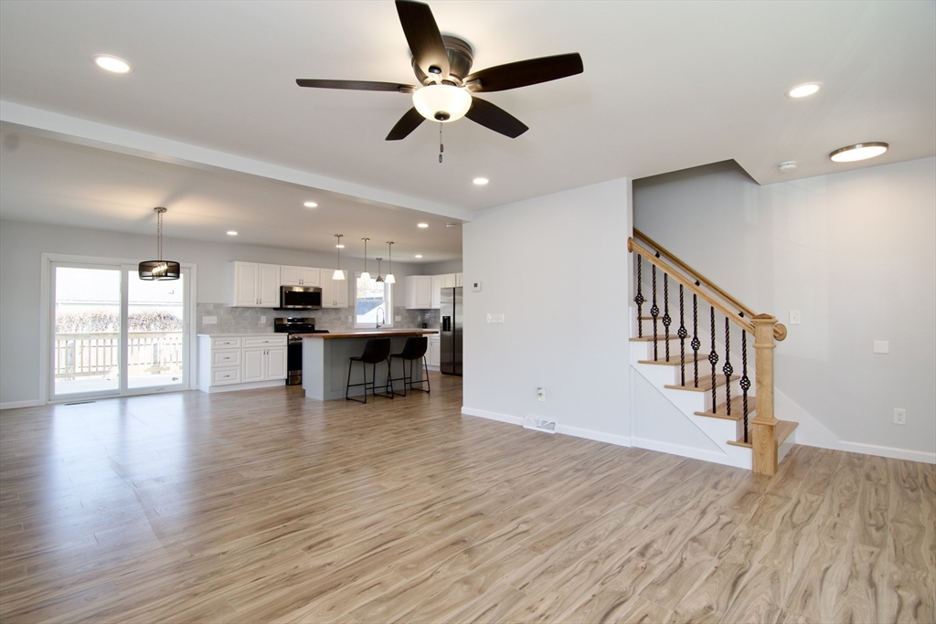 77 Lorimer Street Springfield, MA 01151 - Photo 11 of 42 Gallery Image 11