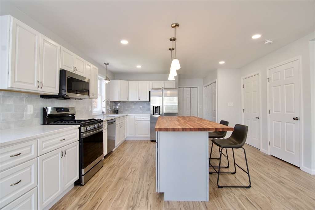 77 Lorimer Street Springfield, MA 01151 - Photo 20 of 42 Gallery Image 20