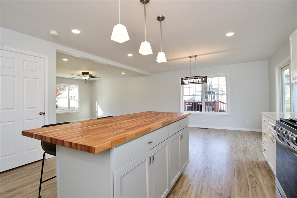 77 Lorimer Street Springfield, MA 01151 - Photo 21 of 42 Gallery Image 21