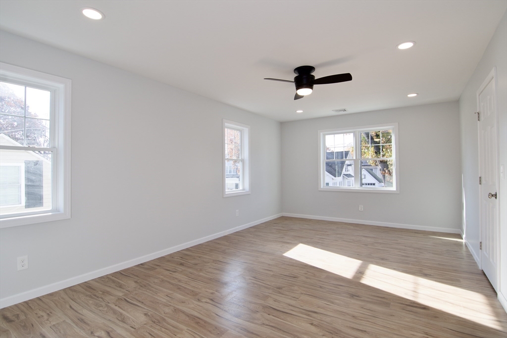 77 Lorimer Street Springfield, MA 01151 - Photo 24 of 42 Gallery Image 24