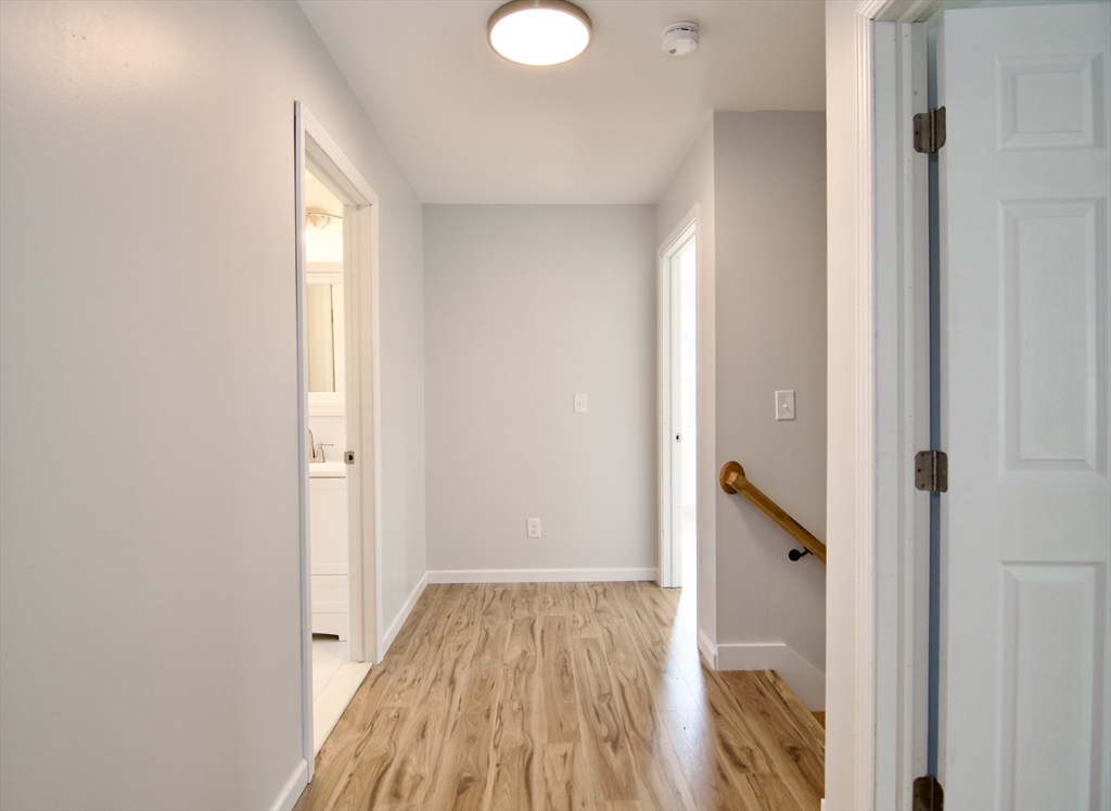 77 Lorimer Street Springfield, MA 01151 - Photo 31 of 42 Gallery Image 31