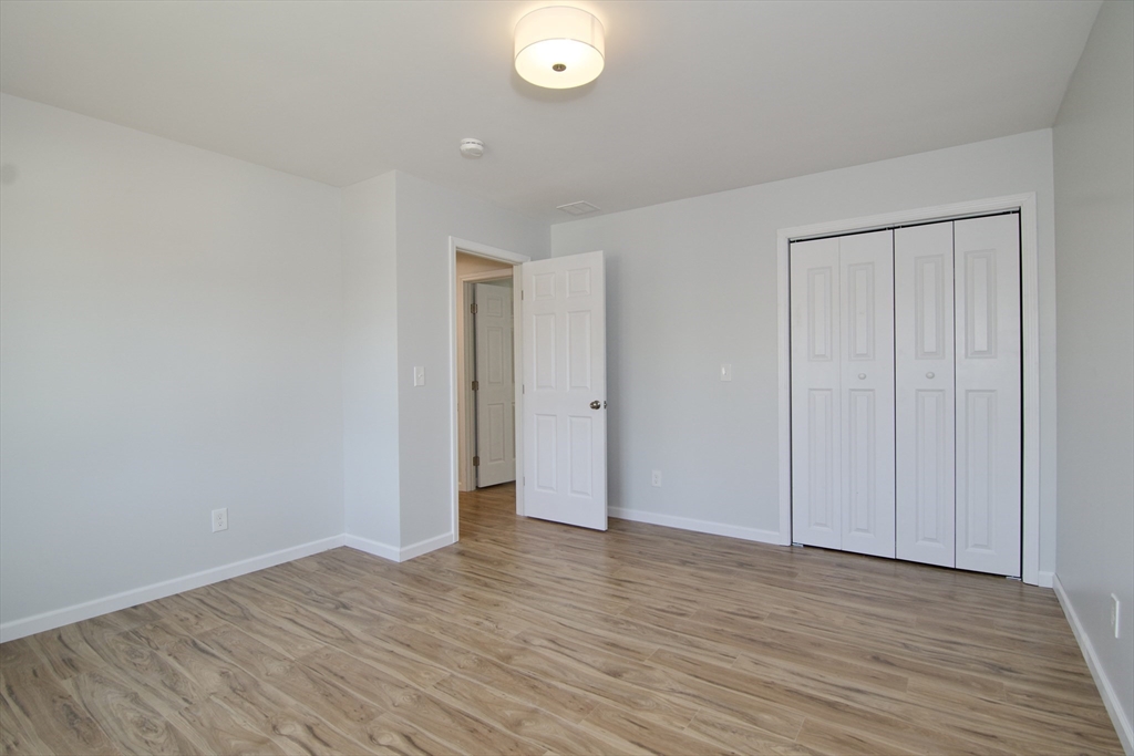 77 Lorimer Street Springfield, MA 01151 - Photo 37 of 42 Gallery Image 37