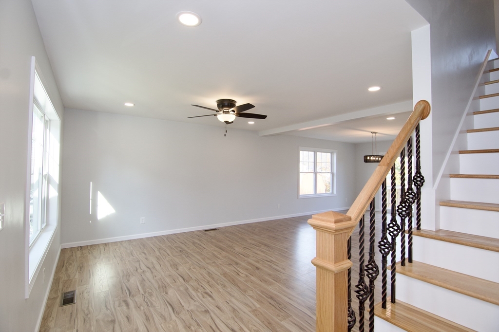 77 Lorimer Street Springfield, MA 01151 - Photo 6 of 42 Gallery Image 6