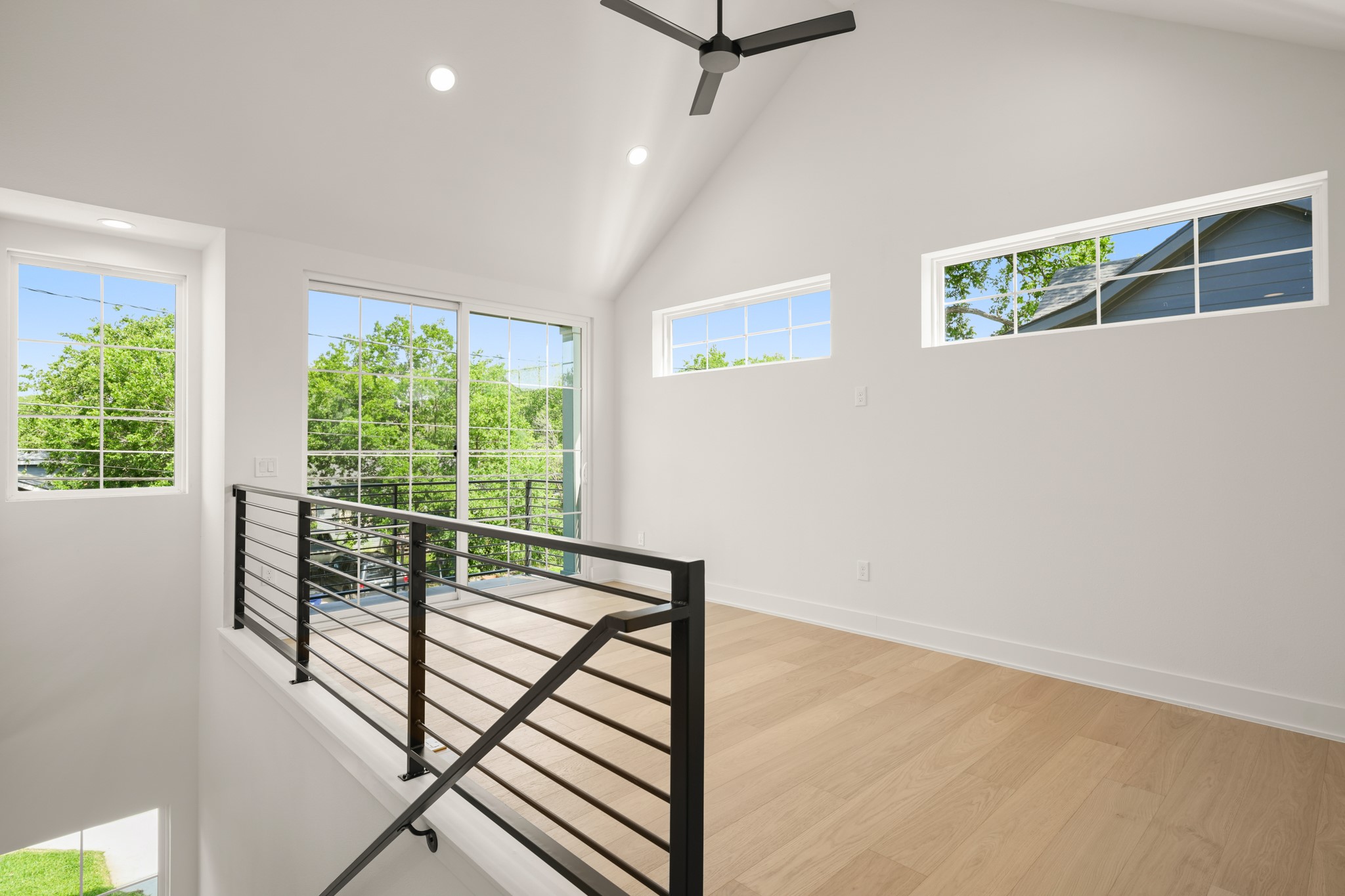 601 Vermont Road, Unit 1 Austin, TX 78702 - Photo 21 of 33