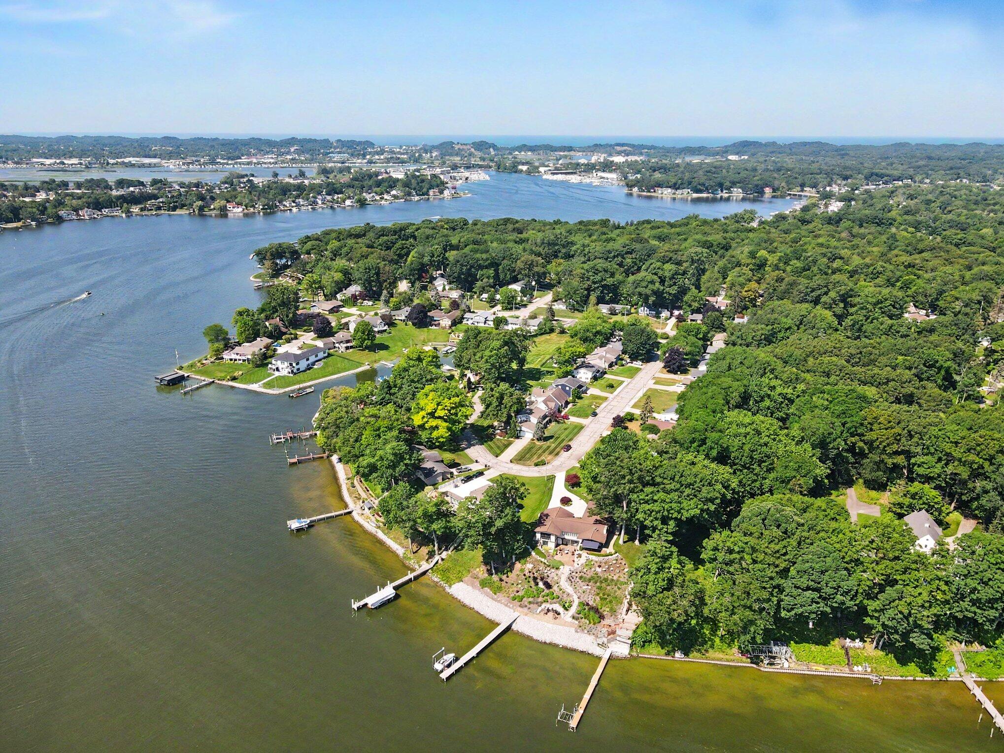16115 Harbor View Drive Spring Lake, MI 49456 - Photo 43 of 49 040_file_9337