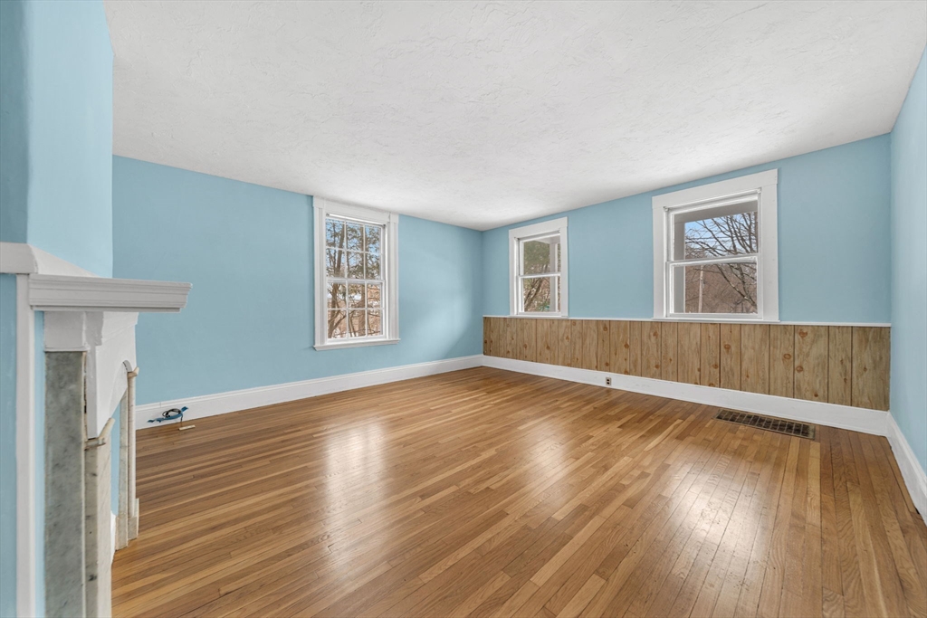 28 Linden Place Dedham, MA 02026 - Photo 10 of 42