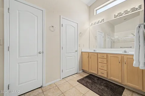 $325,000 | 1440 North Goldeneye Way, Green Valley, AZ 85614
