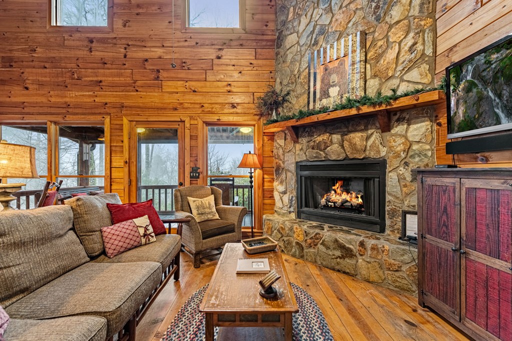 572 Laurel Mountain Road Blue Ridge, GA 30513 - Photo 14 of 48 Gallery Image 14