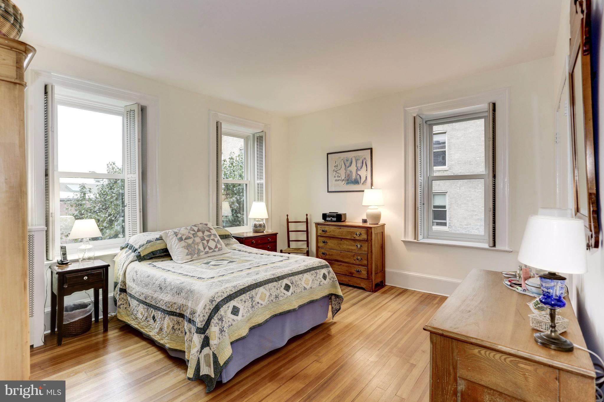 2022 Columbia Road Northwest, Unit 315 Washington, DC 20009 - Photo 15 of 30 Bedroom (Master)