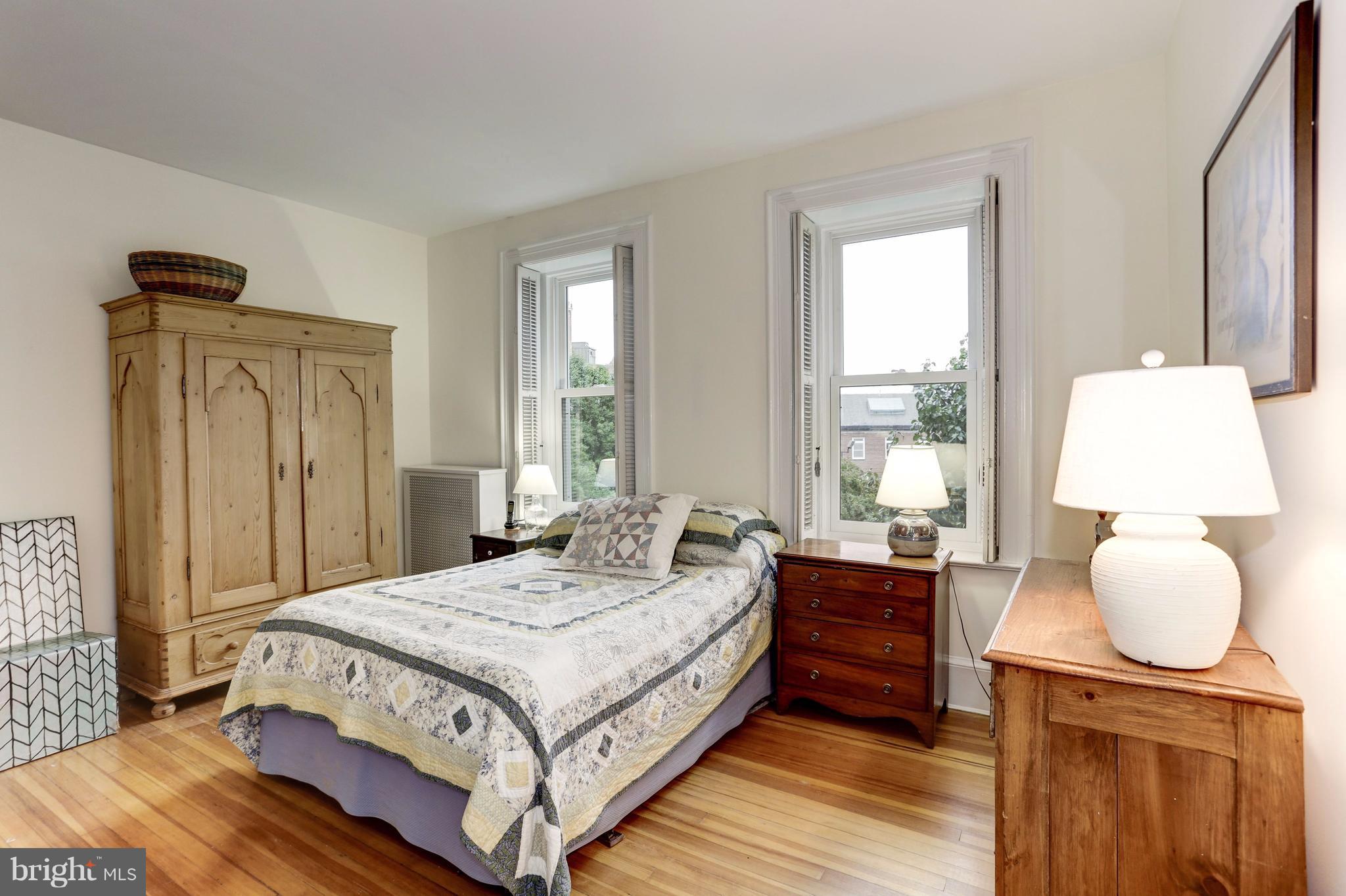 2022 Columbia Road Northwest, Unit 315 Washington, DC 20009 - Photo 16 of 30 Bedroom (Master)