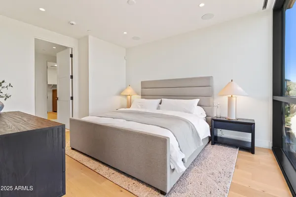 $15,000 | 5000 North Camelback Ridge Drive, Unit 302, Scottsdale, AZ 85251