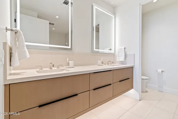 $15,000 | 5000 North Camelback Ridge Drive, Unit 302, Scottsdale, AZ 85251