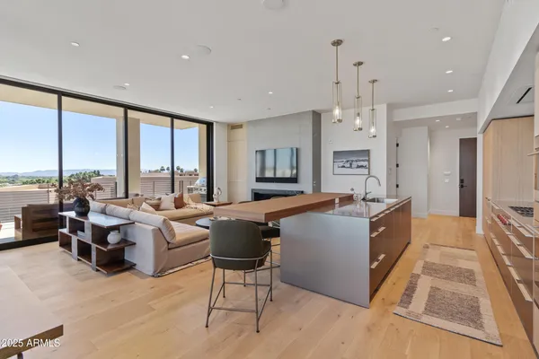 $15,000 | 5000 North Camelback Ridge Drive, Unit 302, Scottsdale, AZ 85251