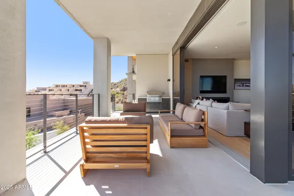 $15,000 | 5000 North Camelback Ridge Drive, Unit 302, Scottsdale, AZ 85251