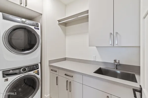 $15,000 | 5000 North Camelback Ridge Drive, Unit 302, Scottsdale, AZ 85251