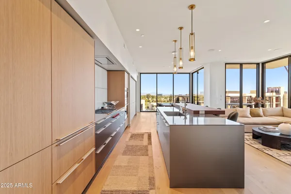 $15,000 | 5000 North Camelback Ridge Drive, Unit 302, Scottsdale, AZ 85251