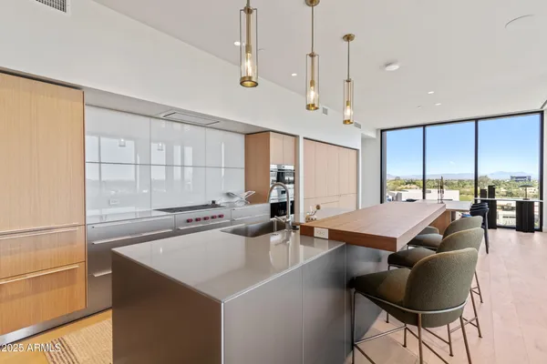 $15,000 | 5000 North Camelback Ridge Drive, Unit 302, Scottsdale, AZ 85251