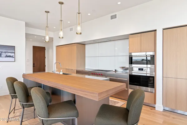 $15,000 | 5000 North Camelback Ridge Drive, Unit 302, Scottsdale, AZ 85251