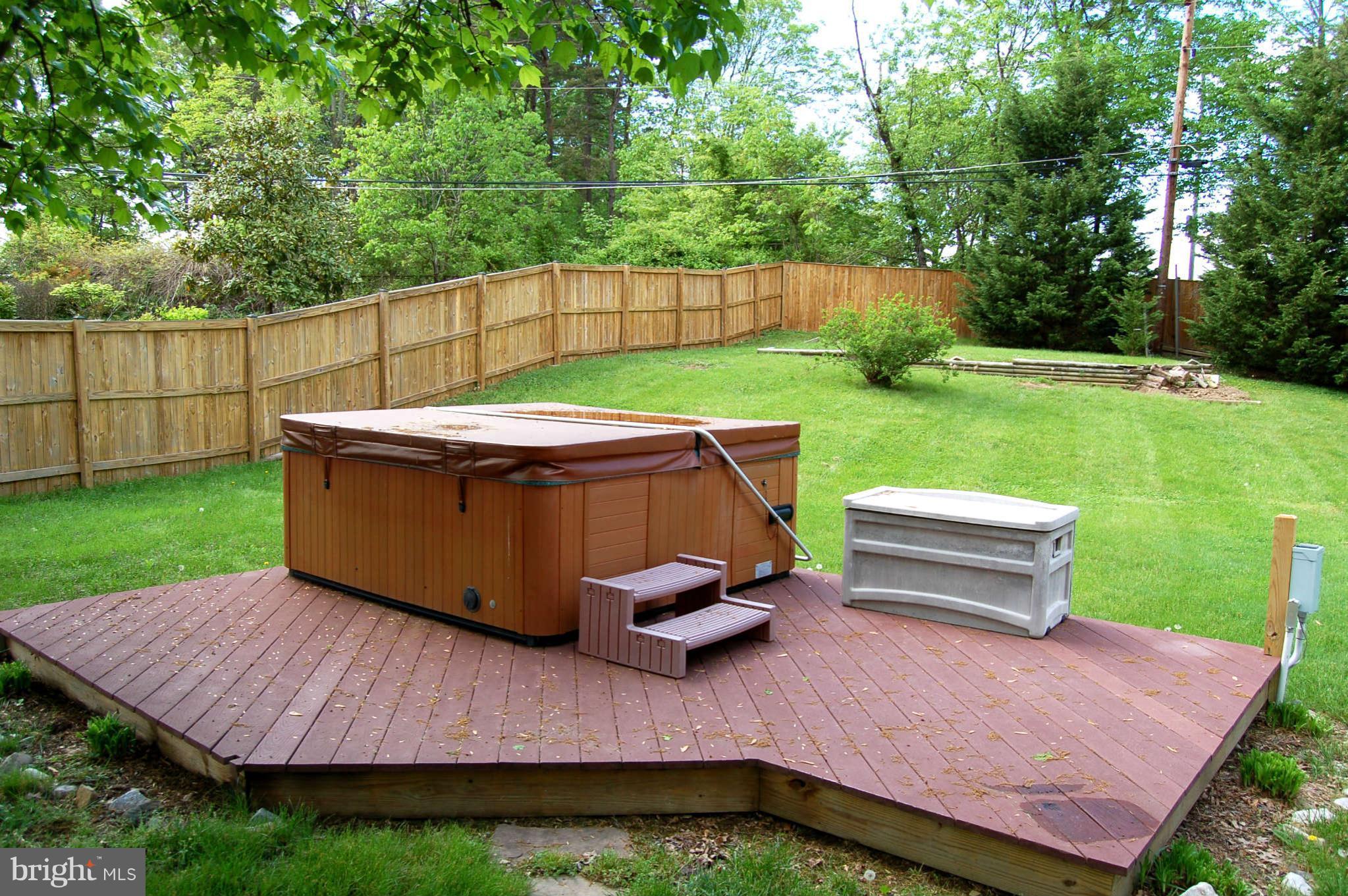 1936 Winder Road Baltimore, MD 21244 - Photo 3 of 11 Hot Tub